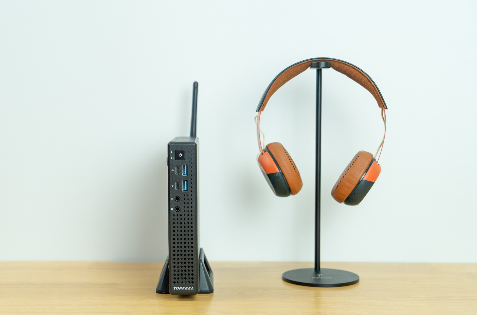 主打烧友极客的企业级超级mini台式机，极夜T80M测评！