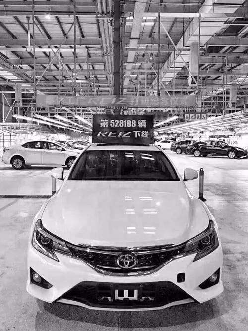 丰田锐志6缸2.5后驱多少钱,丰田reiz锐志2.5v前驱还是后驱