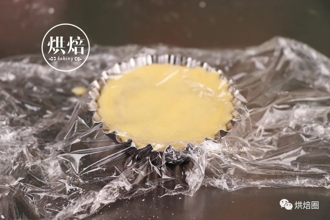 凤梨酥酸甜可口,凤梨酥馅炒成凤梨糖了