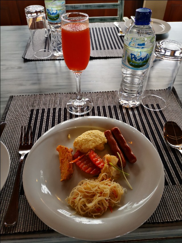 斯里兰卡出什么宝石,斯里兰卡旅游宝石值得买吗