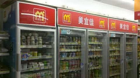 便利店日营业额4千，30万加盟费能否接手？看店主怎么说