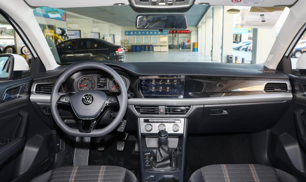 朗逸1.5l自动风尚版内饰实拍图片,朗逸1.5l自动舒适版配置解析