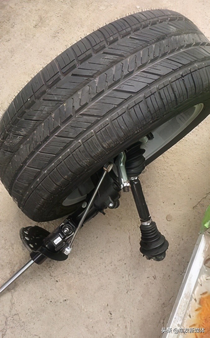 长安福特福克斯断轴,长安福特福睿斯为什么底盘生锈