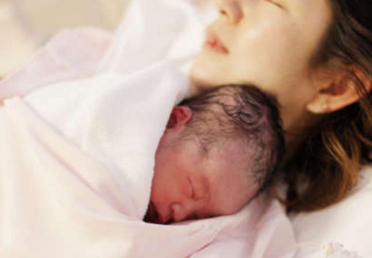 孩子怎样被生出来的?看完过程后,只想说母爱伟大