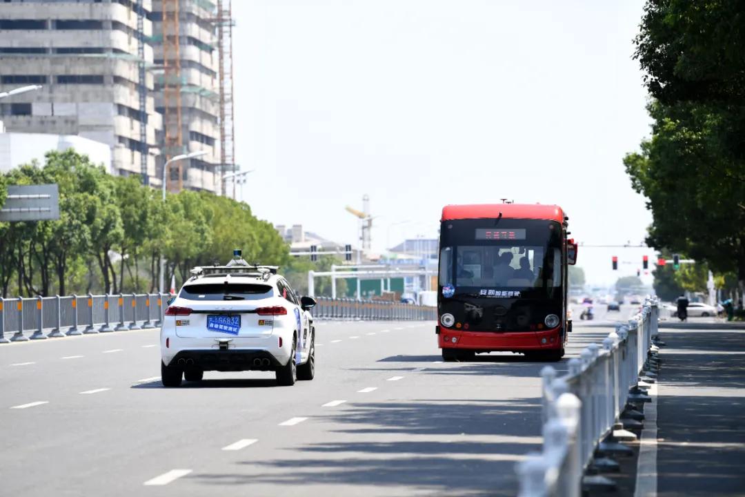 合肥：让“智慧的车”驰骋“聪明的路”
