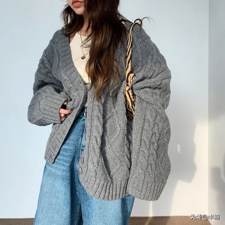 韩剧女主的穿搭连衣裙,韩剧女主穿条纹衬衫