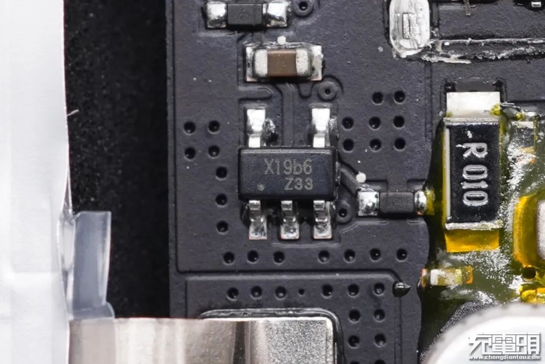 三星note10无线充电拆解,三星25w移动电源