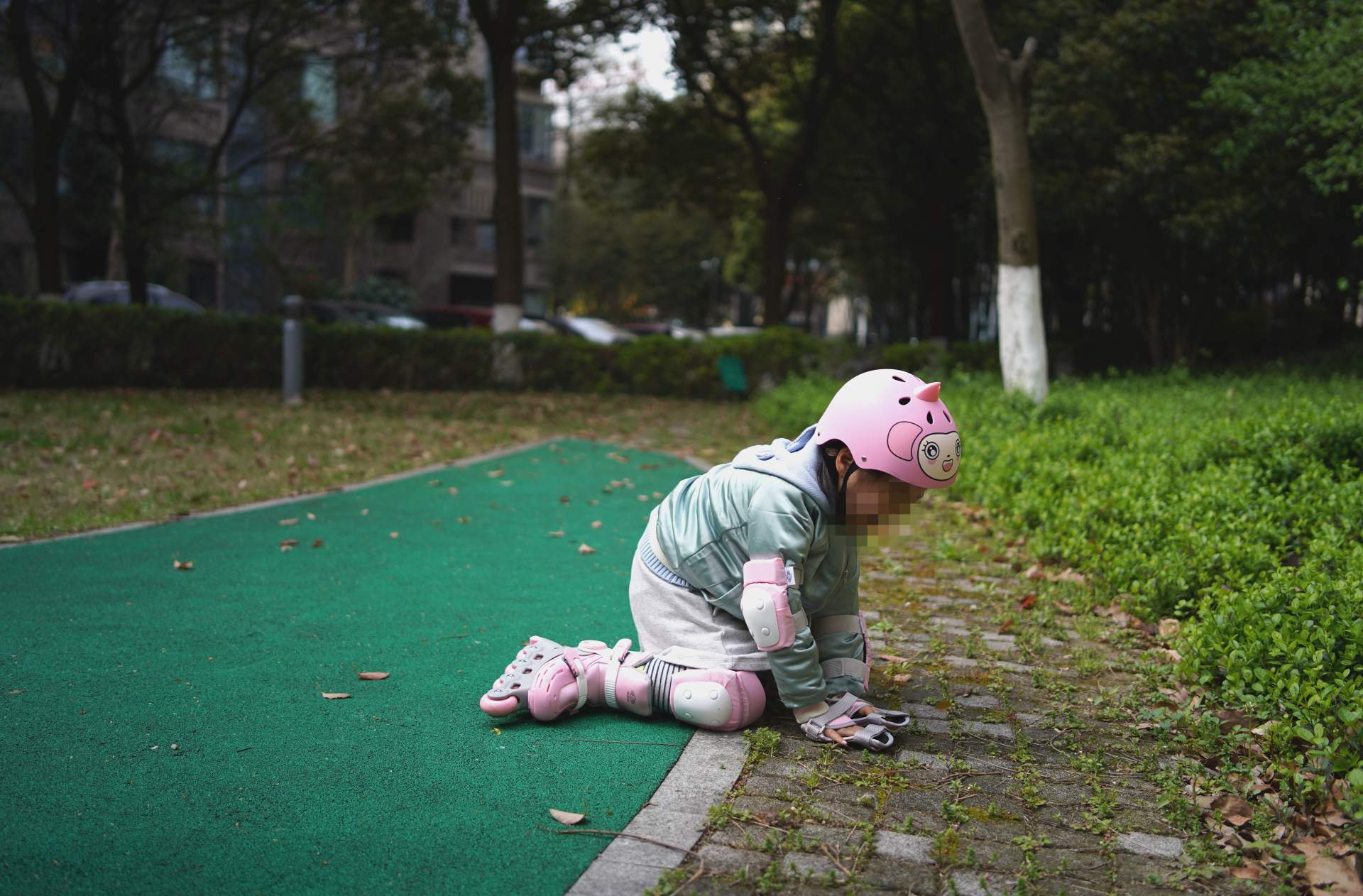 柒小佰儿童轮滑护具,柒小佰轮滑推荐