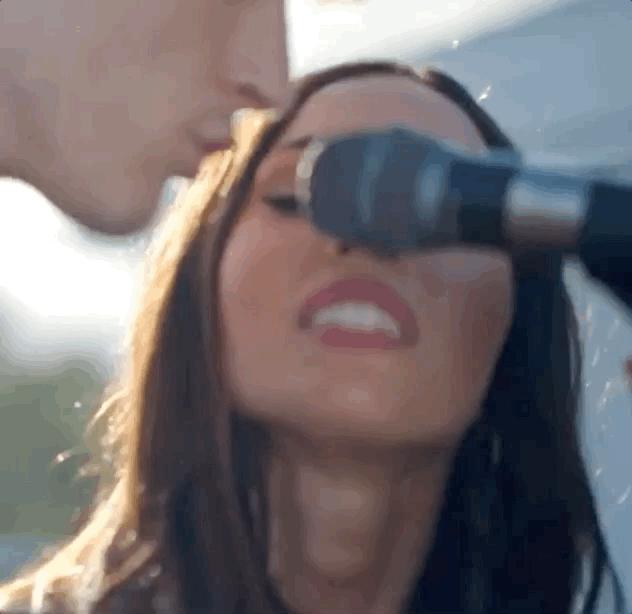 梅根福克斯与继子相处愉快,梅根福克斯为什么和前夫离婚