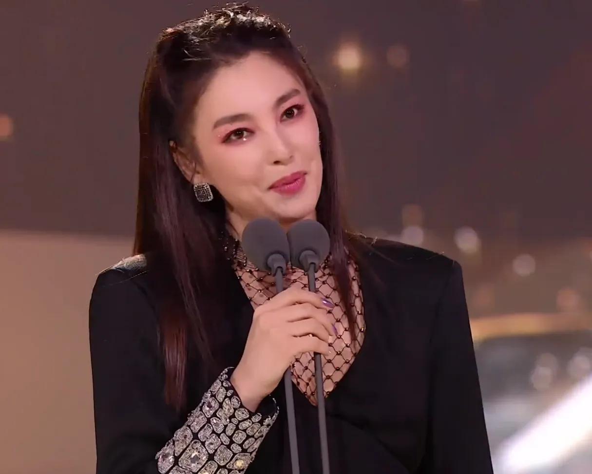 张雨绮又美又有钱完整版,张雨绮霸气感情观