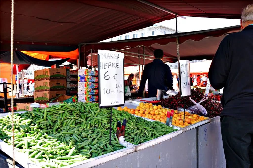 这地方一张罚单78万!豪车开出租家用车是“破烂”,咋回事?