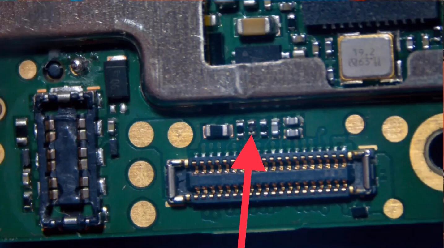 荣耀v8关机充电快,荣耀v8电量60%自动关机