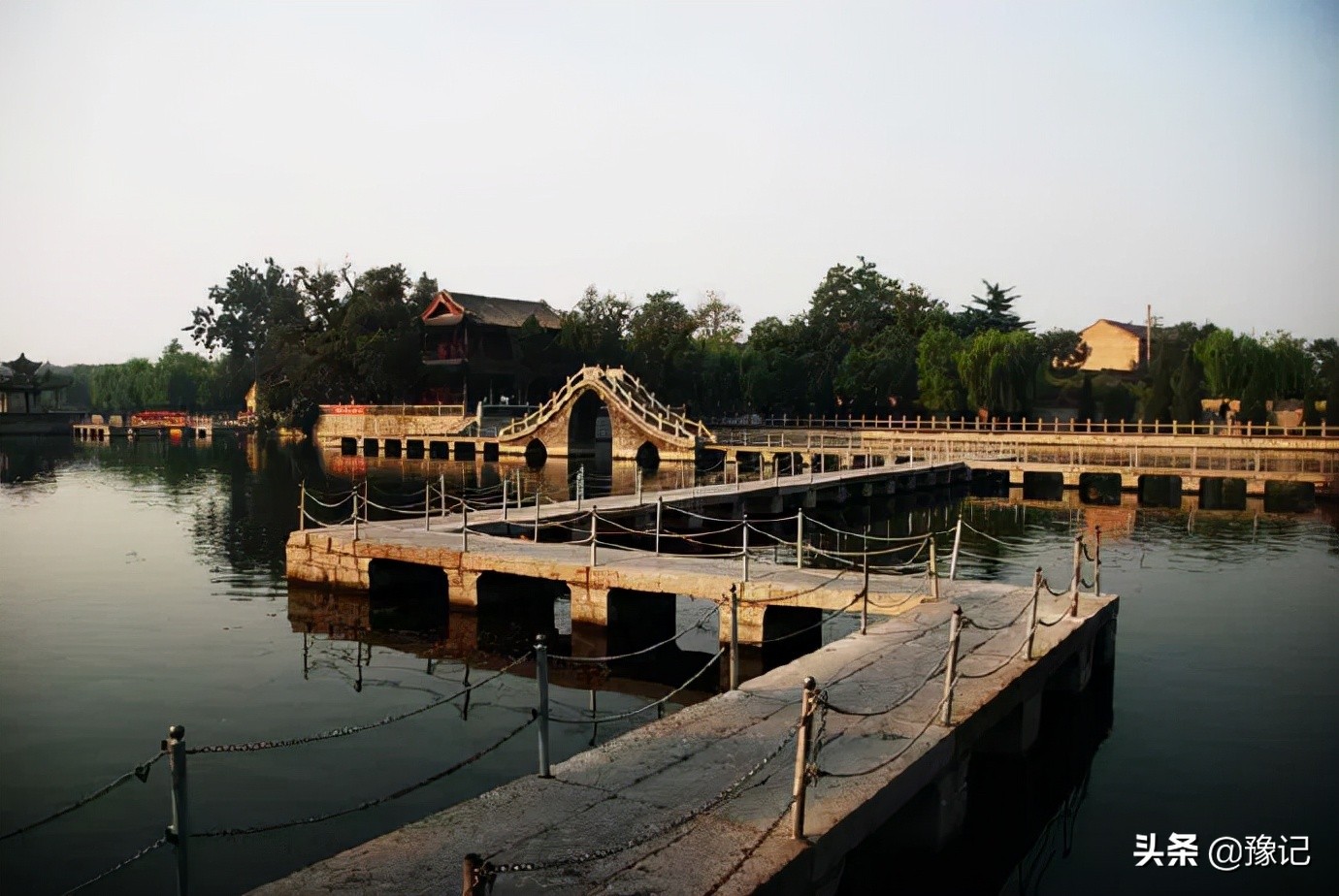 趵突泉断流和复涌的原因,趵突泉早就枯竭了吗