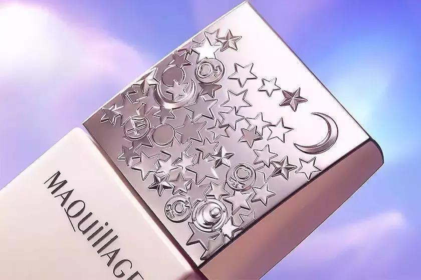 美少女战士联名彩妆，代表月亮来圈钱啦