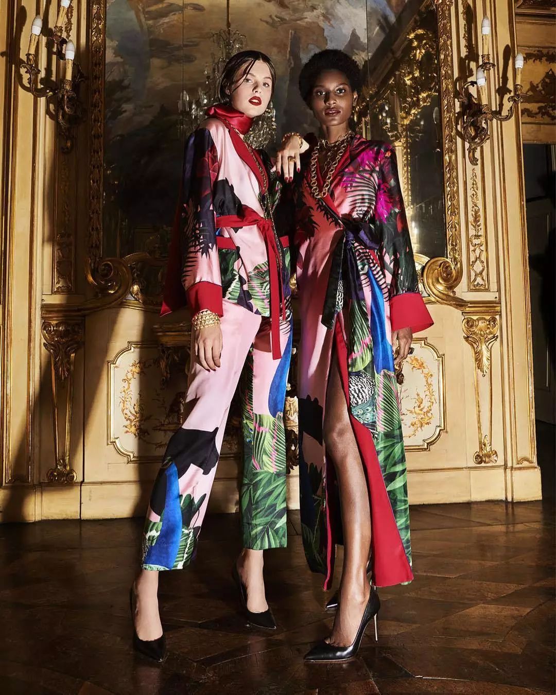 即使不出门也要穿出睡衣的别致,穿睡衣成了一种时尚