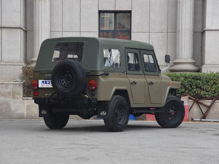 硬派越野性价比高的越野车推荐,又舒适又能越野的硬派越野车