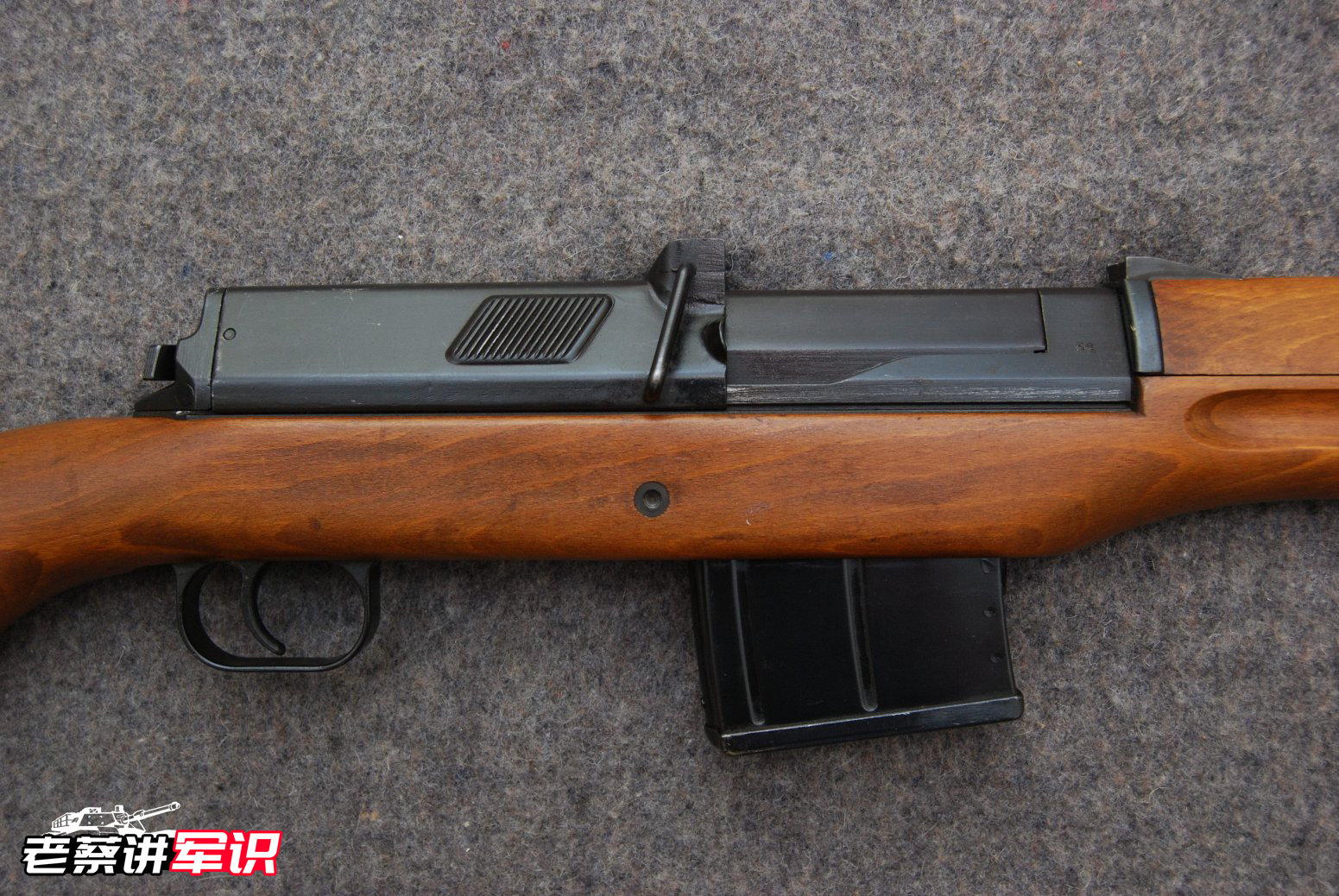 二战半自动步枪sks56,二战德国stg44自动步枪