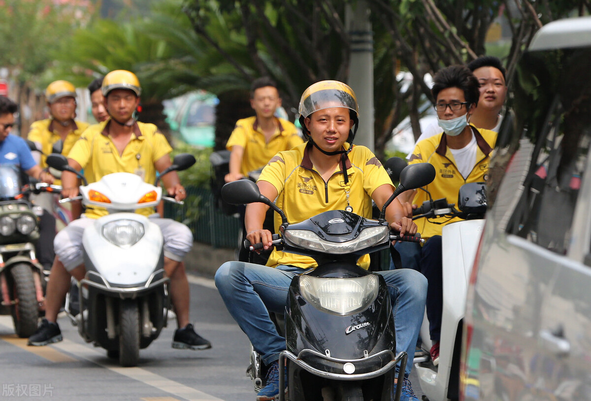 90后外卖餐饮店老板用一张彩票让单量暴涨400单，套路真够深