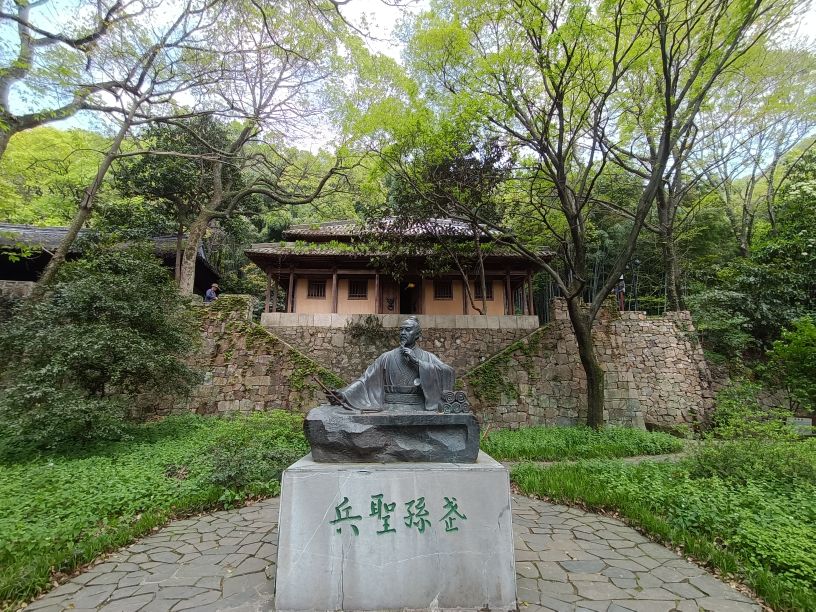 苏州第一高峰穹窿山,苏州最高的山穹窿在哪里