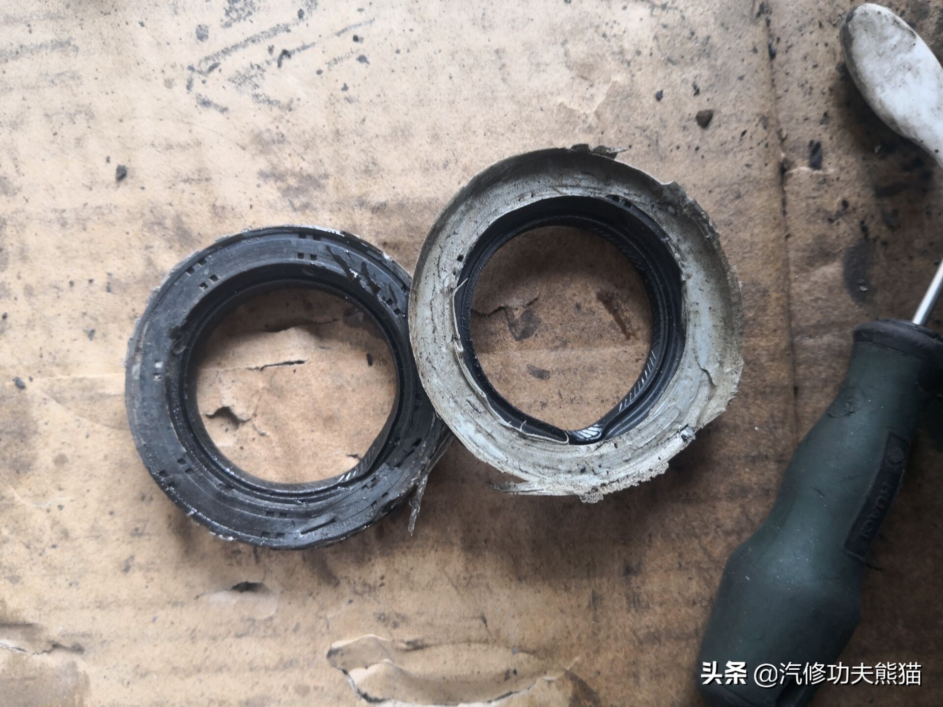 斯柯达明锐2010款2.0烧机油吗,09款斯柯达明锐1.6烧机油怎么解决