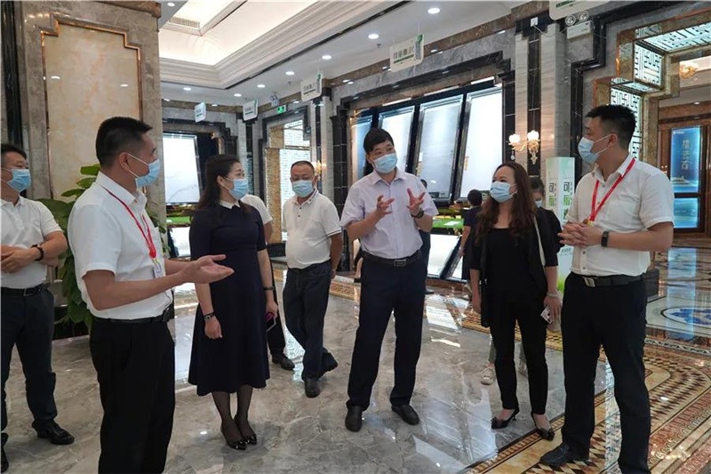 寮哄己鑱斿悎鎴樼暐鍚堜綔,寮哄己鑱斿悎鍏辫皨鍙戝睍鏂瑰悜