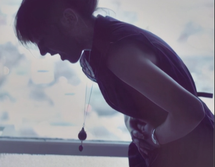 肠梗阻手术后腹部胀痛恶心呕吐,肠梗阻手术后几天肚子疼还吐