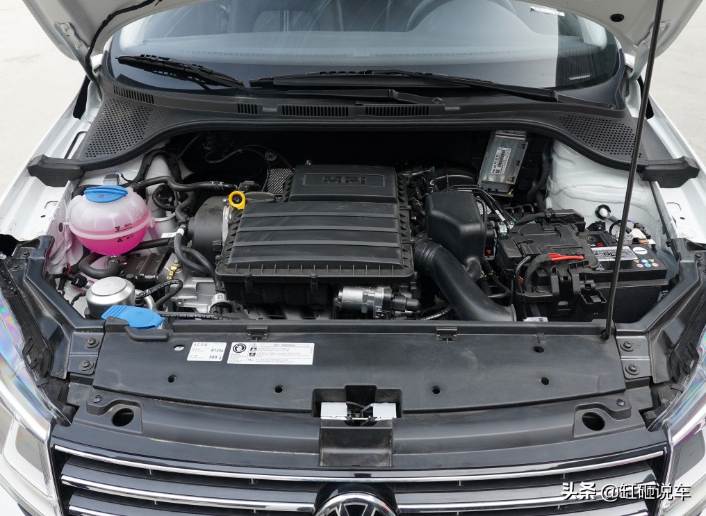 省油耐用的家用车大众桑塔纳,省油桑塔纳2012款