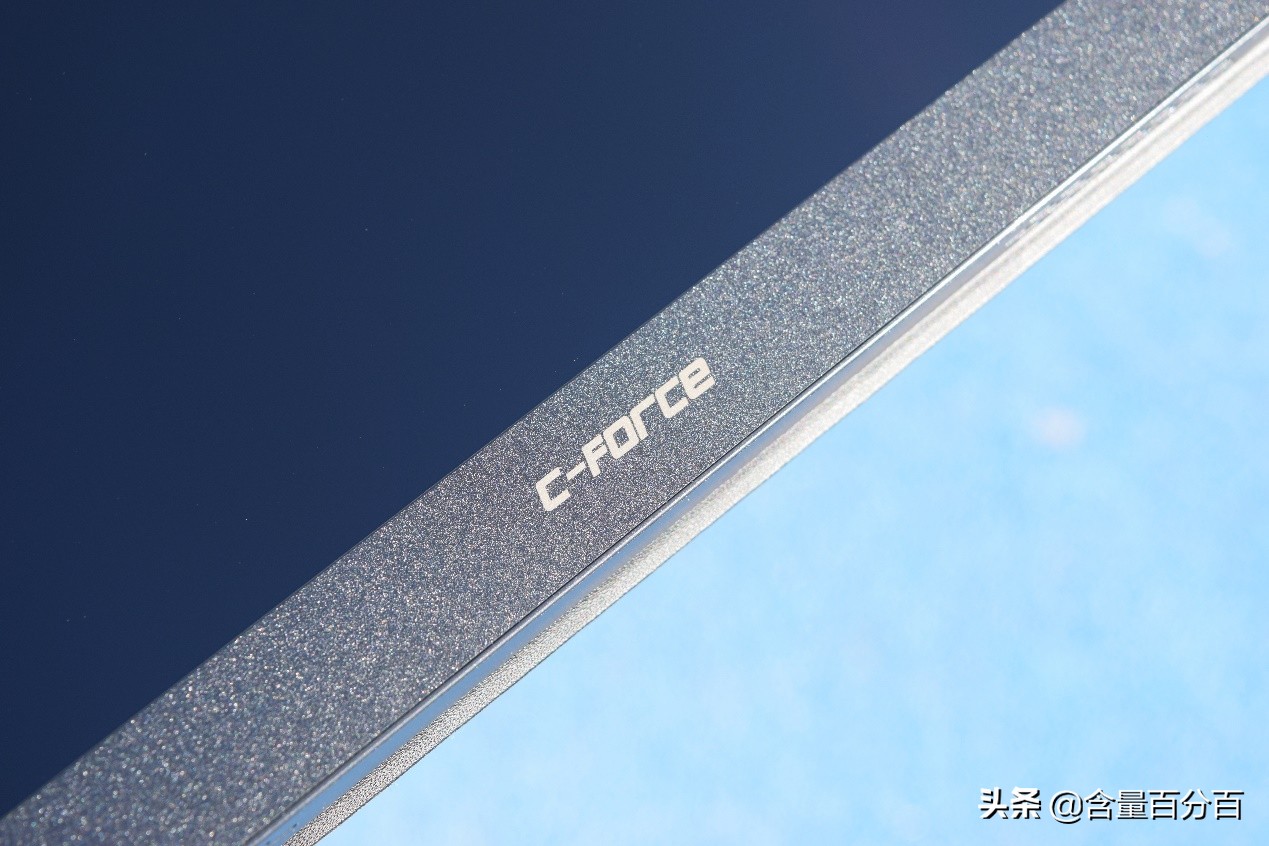 cforce156寸便携式显示器测评,cforce便携显示器色域选择