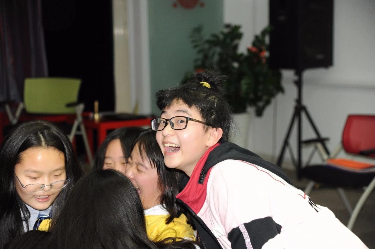 给孩子种下一颗美好的种子,给儿童的心里种下一粒种子