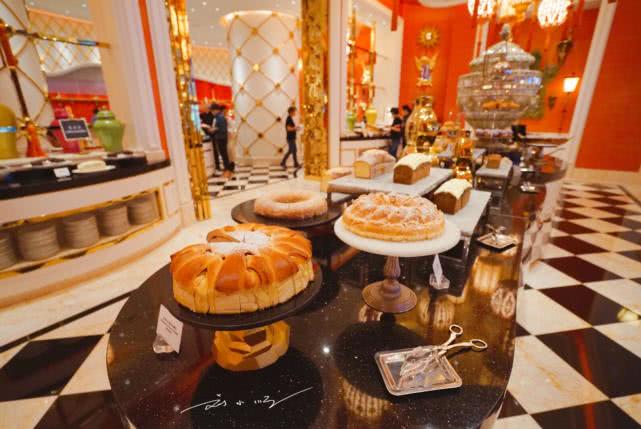 澳门总共有几个豪华酒店,澳门的酒店是全世界最多的吗