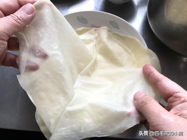 多余的饺子皮做法花样大全,剩下的饺子皮怎么处理才好吃