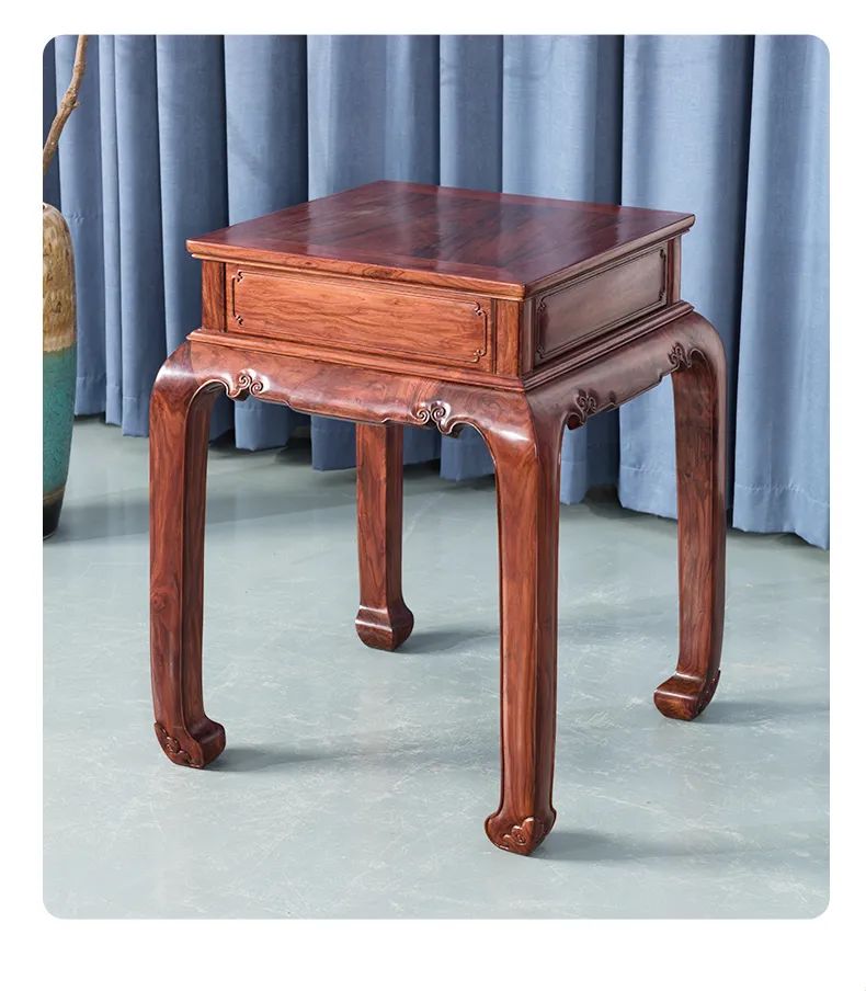 卷书沙发客厅效果,卷书款沙发适合中式风格吗