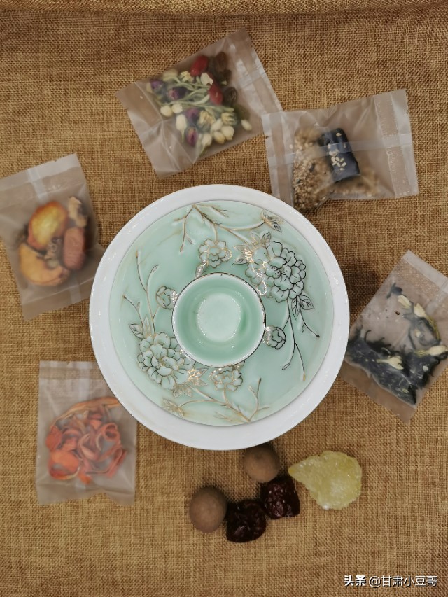 八宝茶玫瑰酱怎么泡,玫瑰八宝茶怎么泡