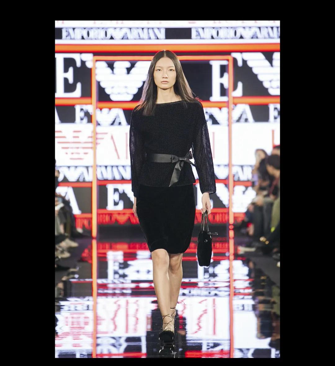 emporioarmani和阿玛尼的区别,emporioarmani短袖白加黑双拼色