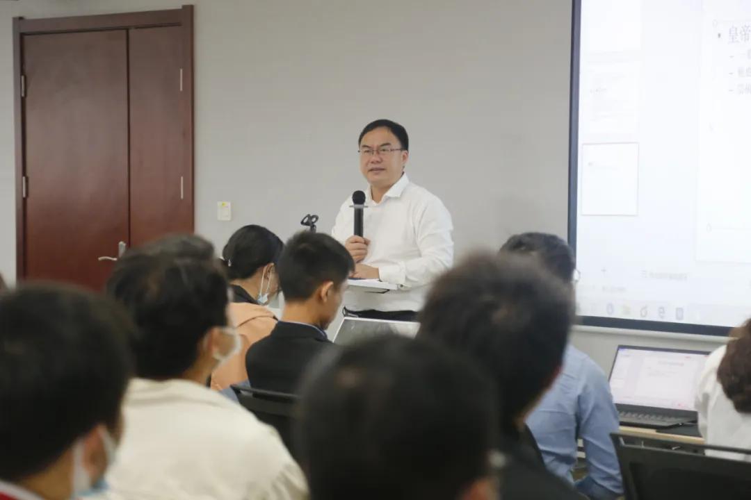 「我心中的汤总」“汤总让无数人在纳杰找到了家一般的归属感！”