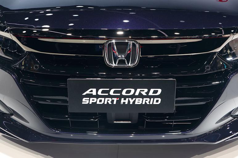 与f1齐名的汽车赛事,最耐开的三款神车雅阁