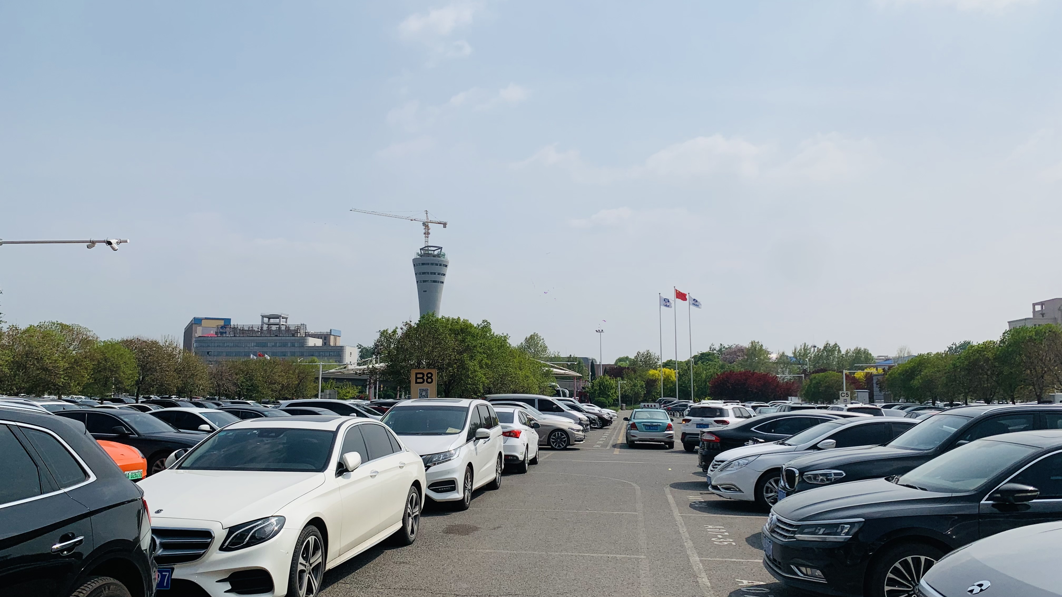 石家庄机场登机攻略,石家庄机场国内航班接机在哪里等