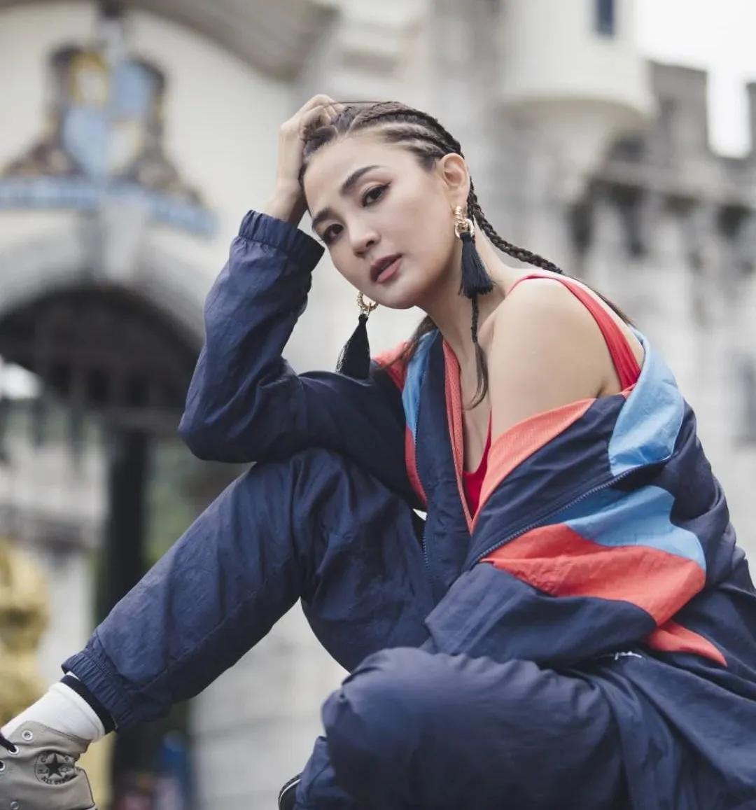 欧雅若扮演者洪小铃和江祖平,江祖平演过欧雅若吗