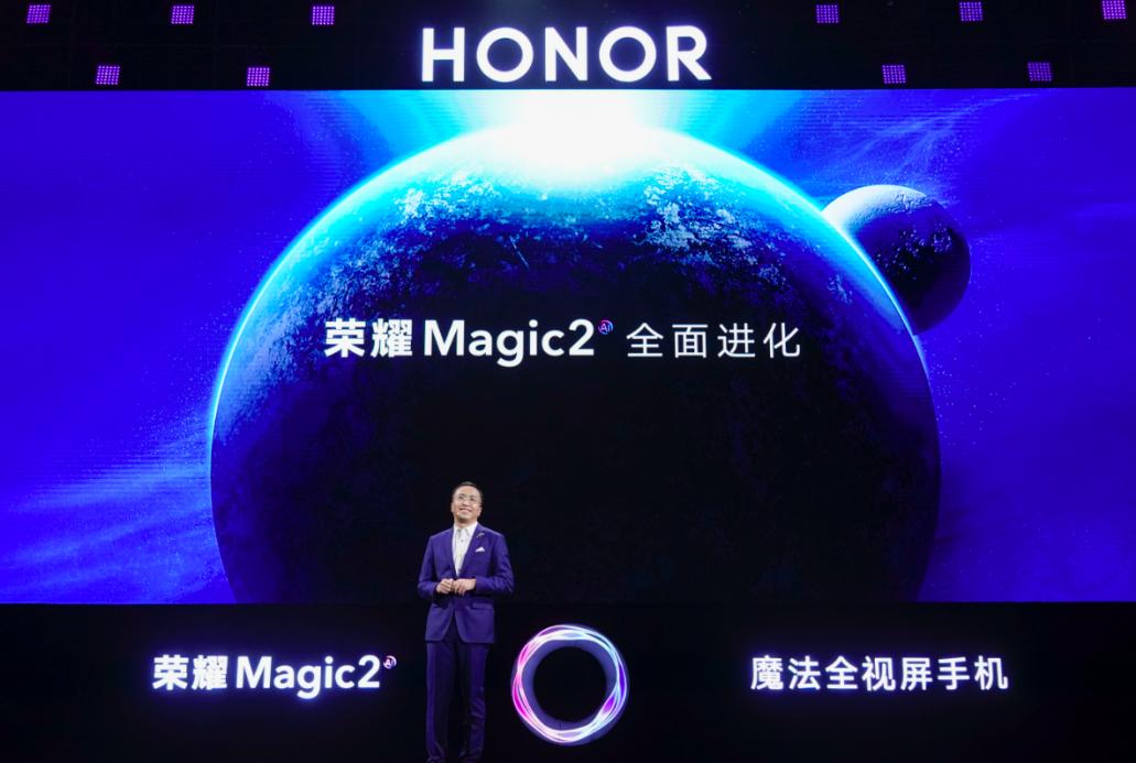 泰国留学生寒假受邀代购荣耀Magic2,为何小米、OV没这待遇?