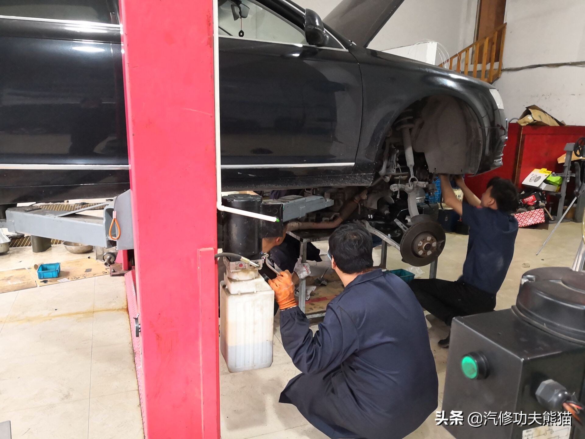 10年奥迪a6l2.0t烧机油维修,奥迪a6l2.0t烧机油吗