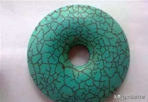 绿松石毛料怎样看好坏,如何判断绿松石原石的好坏