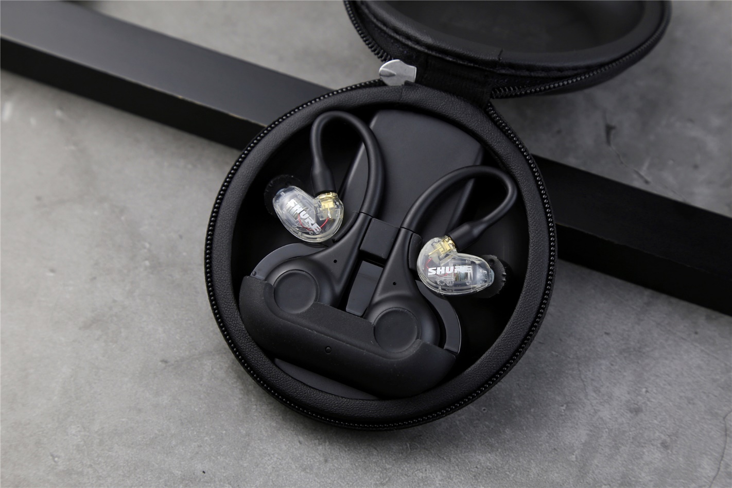 aonic215评测拆箱,aonic215评测