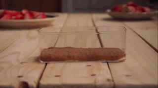 现在很火的草莓蛋糕,最新韩国草莓蛋糕