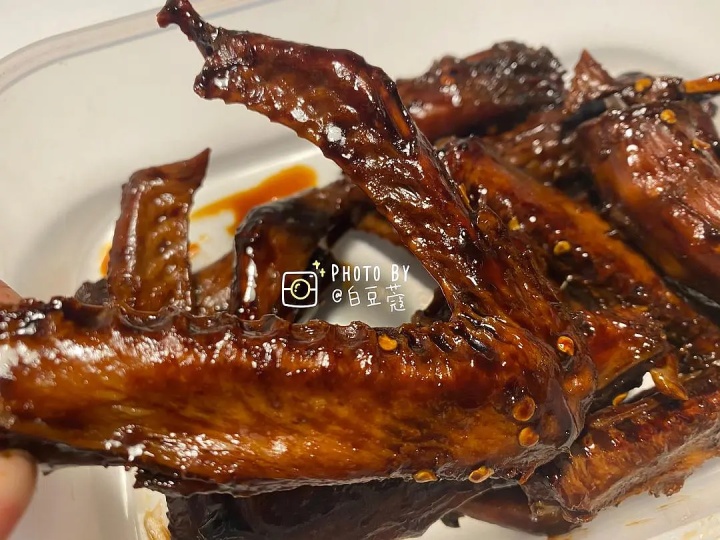 在家做简单美食周黑鸭,仅需2步教你做周黑鸭甜辣可口