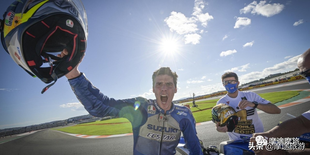 铃木大gsx-r1000r2022,庆祝fpx夺冠