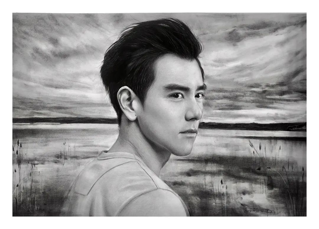画一幅素描100万笔,胡歌、李现、迪丽热巴在他笔下全都画活了