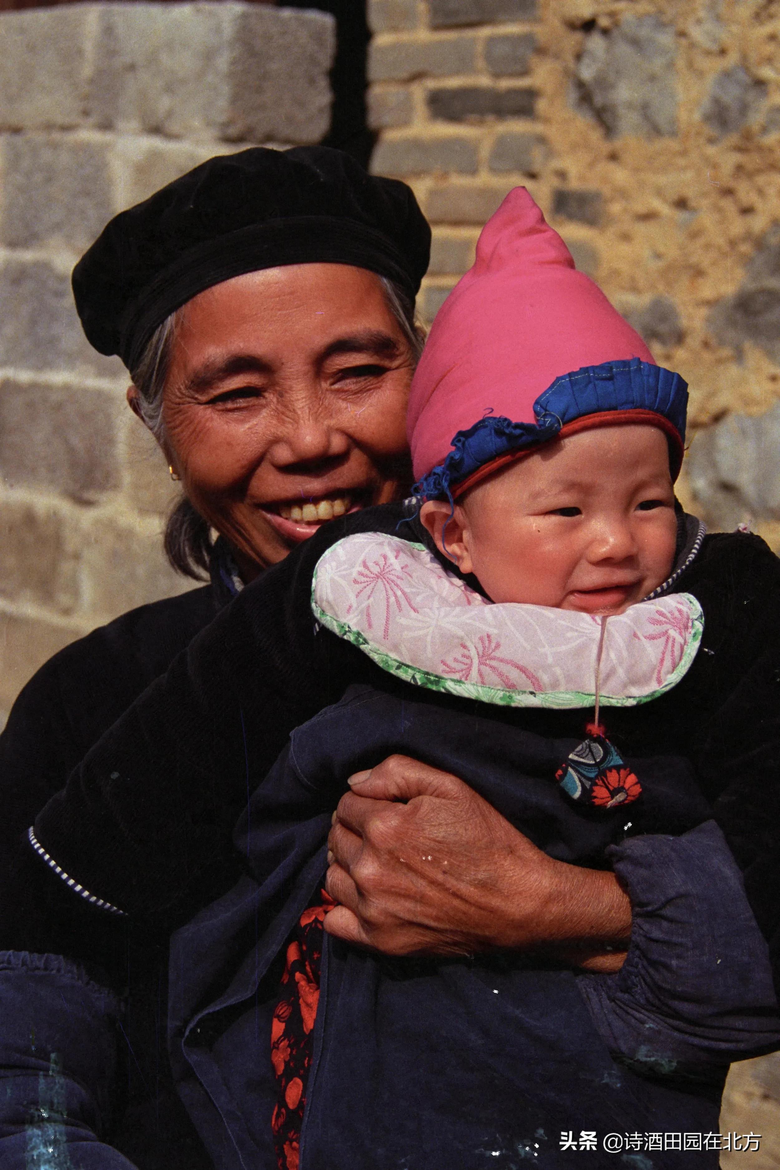 八十年代阳朔,上世纪八十年代广西桂林图片