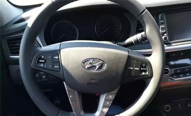 现代名图底盘质感怎么样,现代名图是真的省油