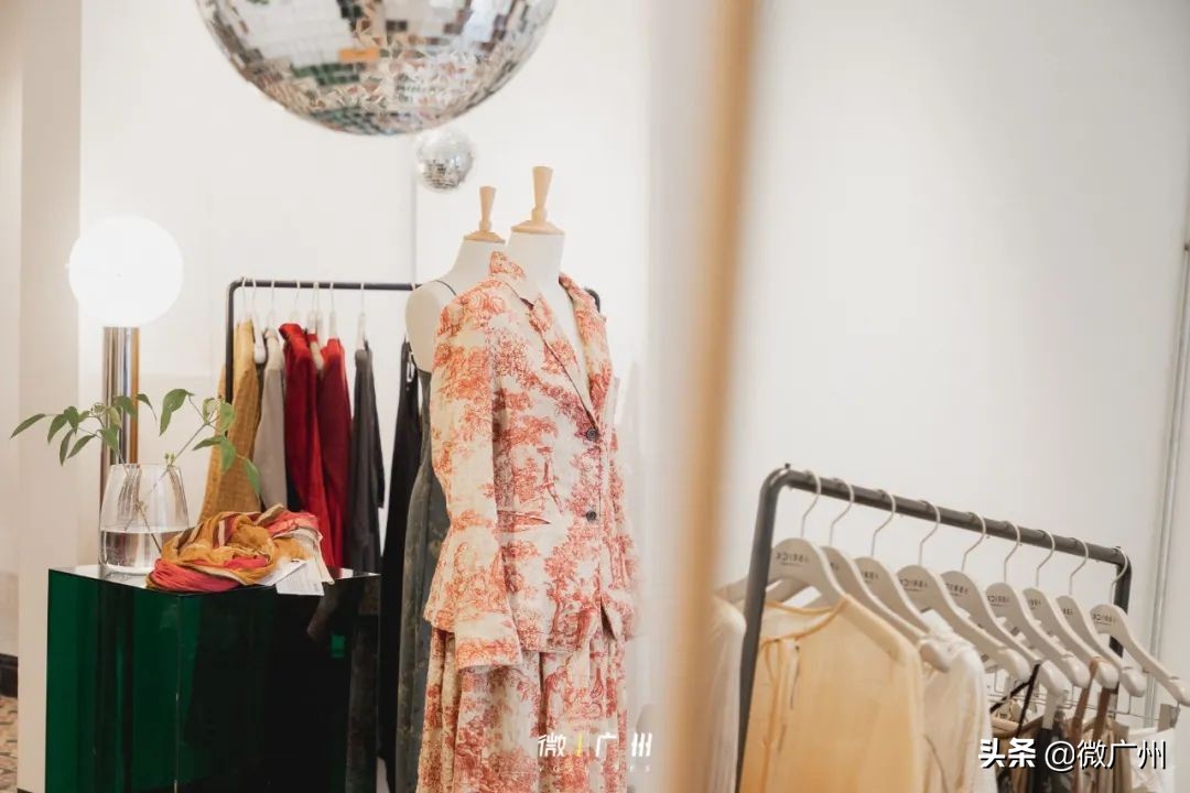 超模刘雯国内,刘雯走过的顶级秀场