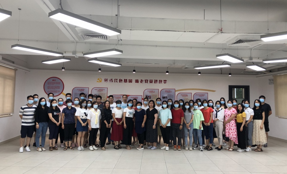 创智营首次线下培训开课关爱专员学习培育社区社会组织